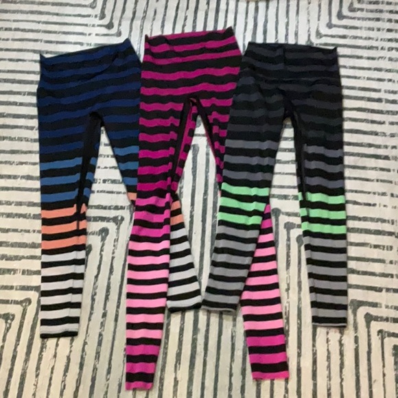 K-DEER Leggings Small set of 3
